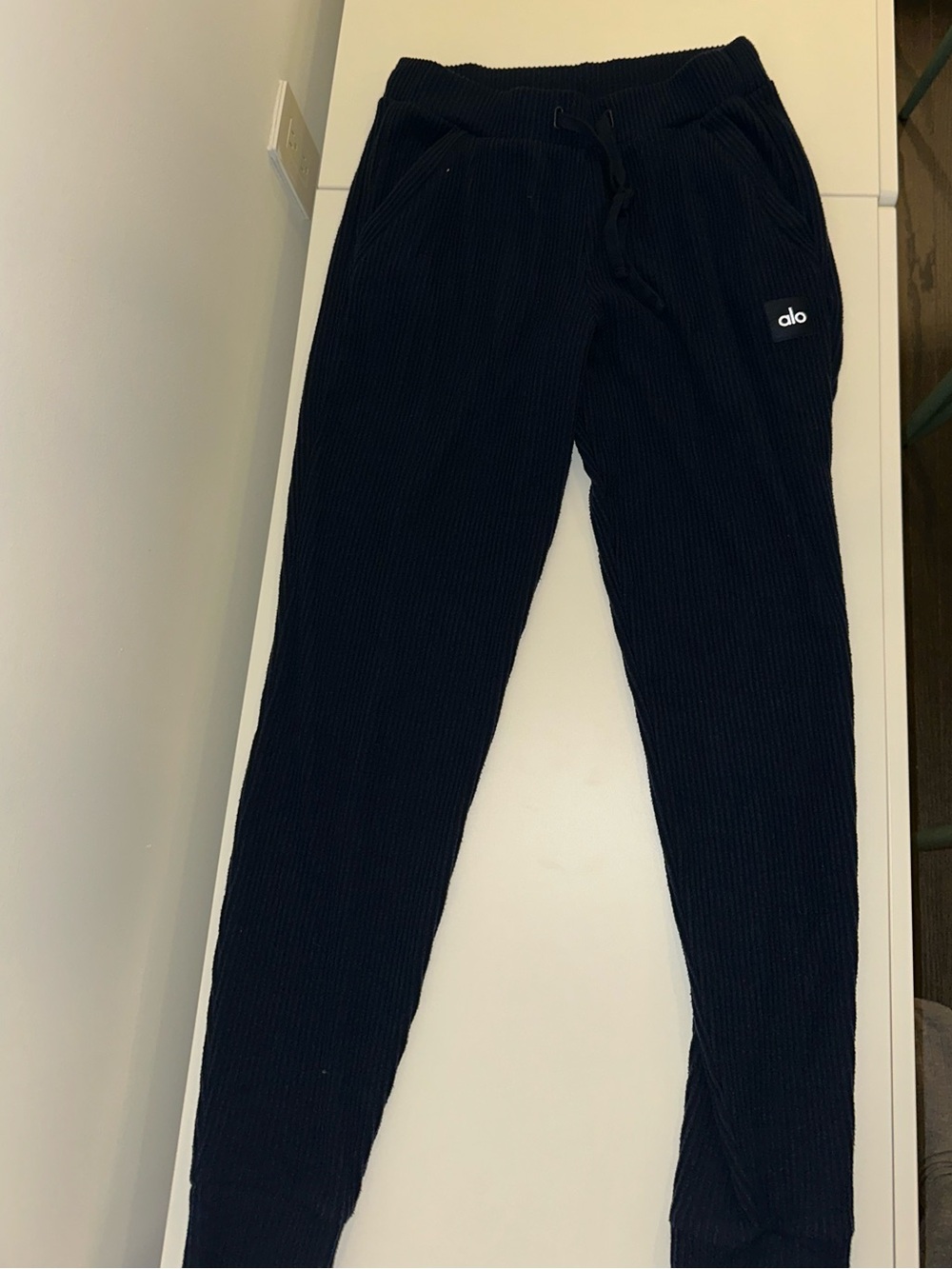 Alo Navy Ribbed Jogger Bottoms